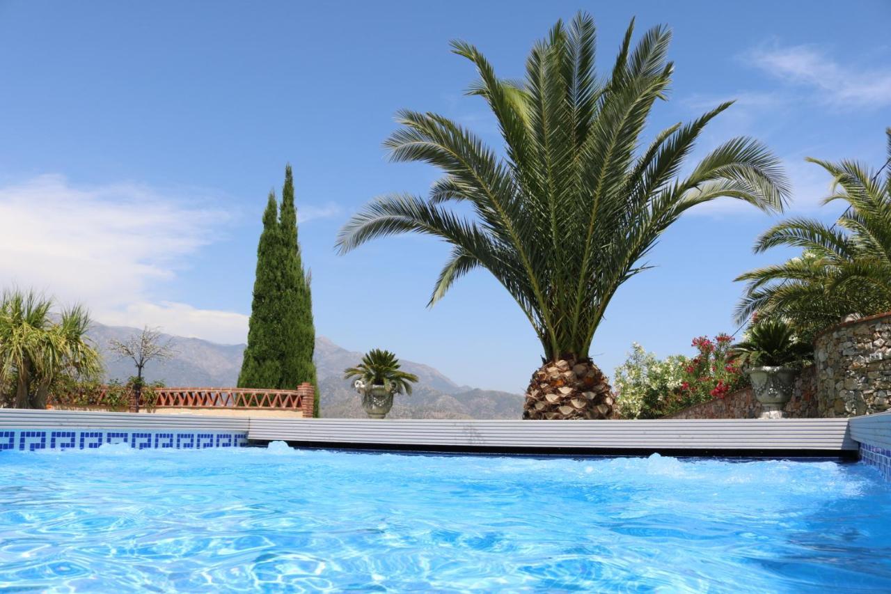 Exceptional Costa Del Sol El Espuela For 8 Heated Pool Amazing Views & Quality *